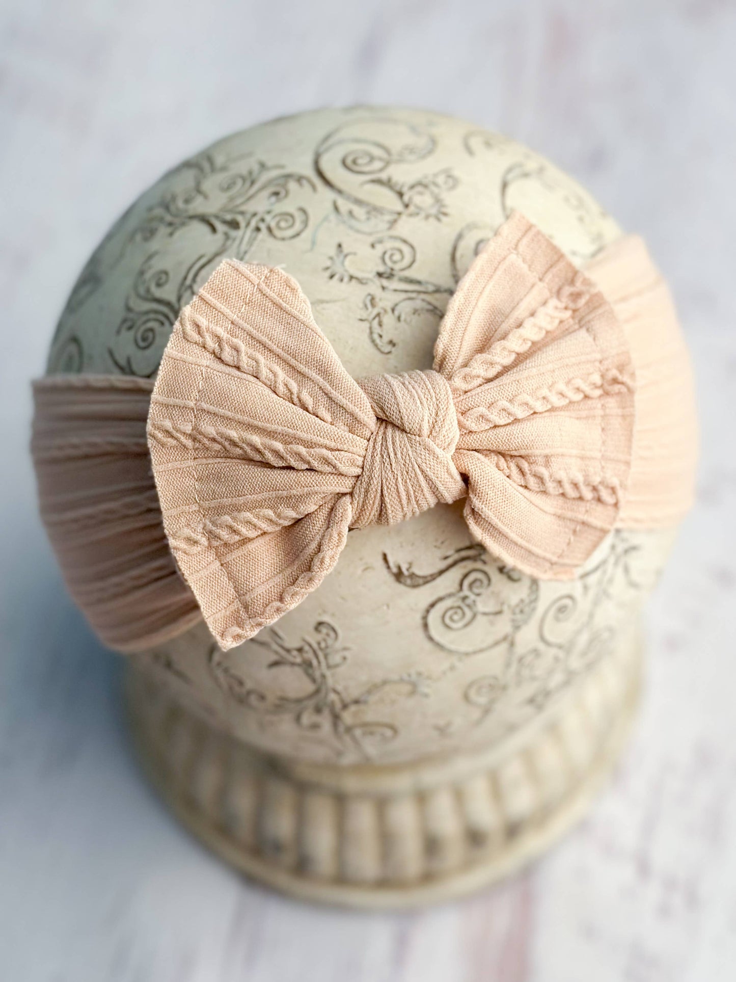 Cable Knit Bow Headband: Oatmeal