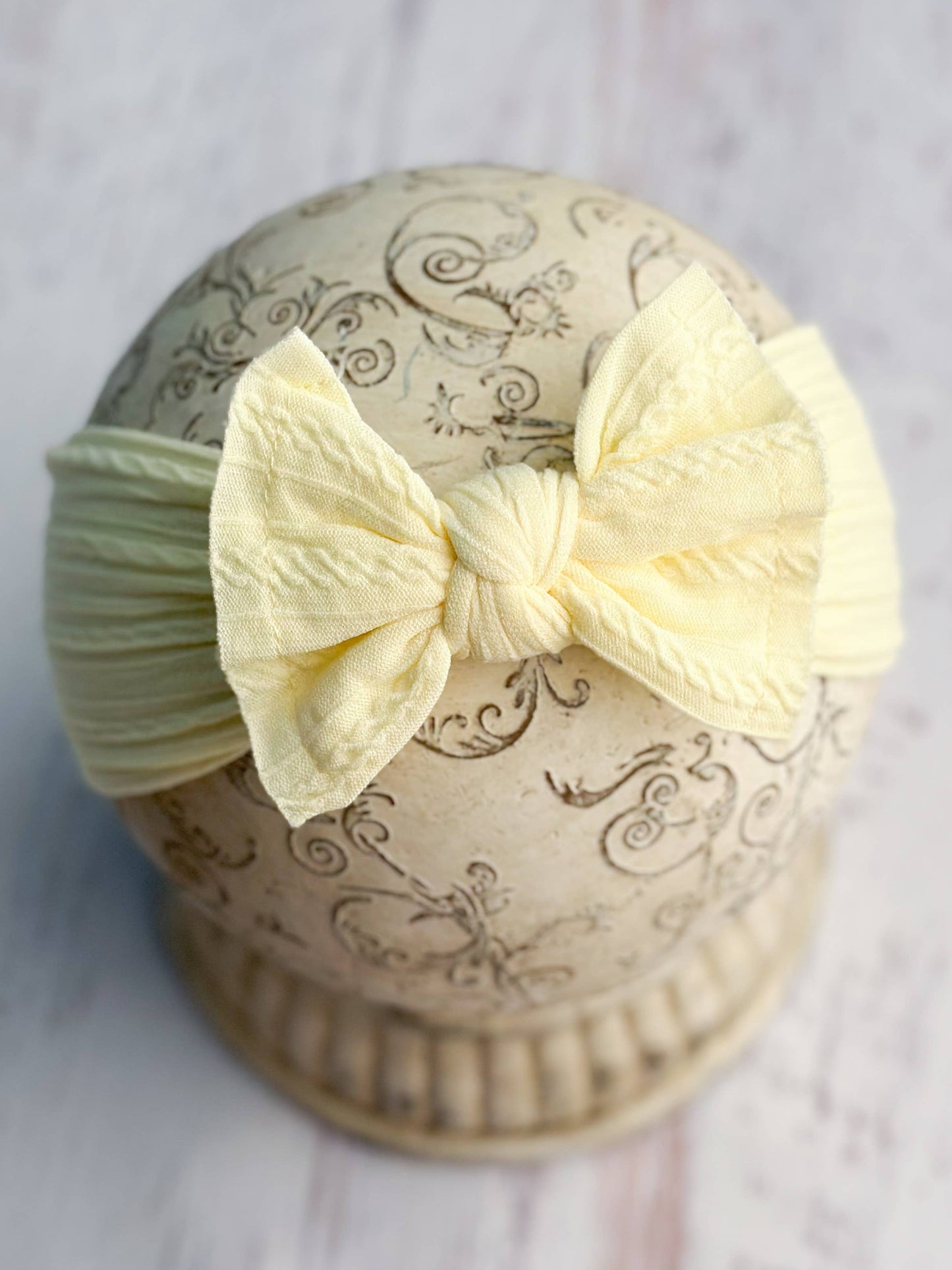 Cable Knit Bow Headband: Oatmeal