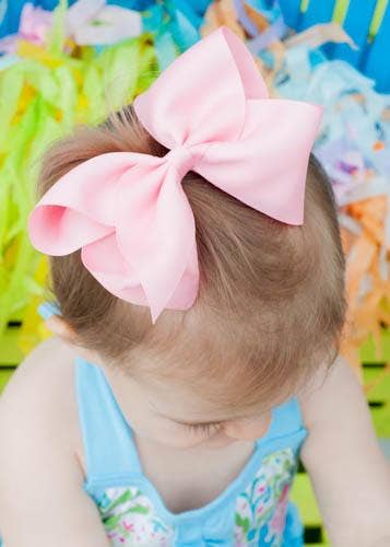 Classic Oversized Grosgrain Hair Bow - French Clip: Light Pink